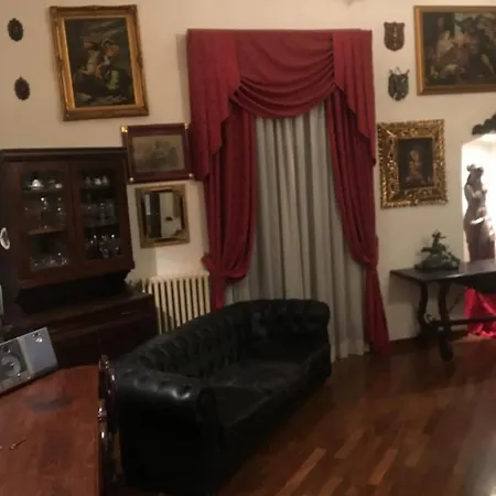 Carrassi's Apartment *